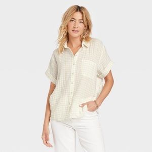 Women's Short Sleeve Button-Down Shirt -
Universal Thread Cream Plaid